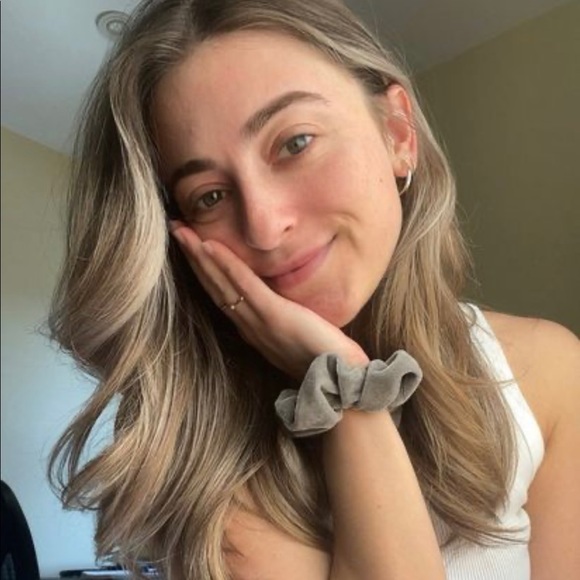 Meet your Posher, Paula - Picture 2 of 2